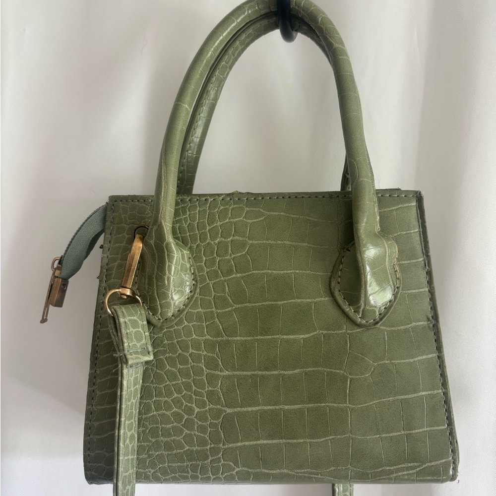 Green Crocodile-Embossed Women's Handbag